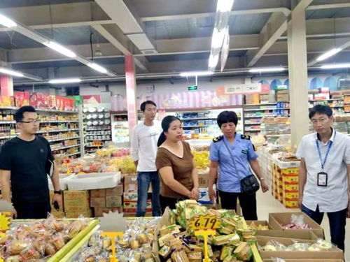 又到中秋佳节时,舌尖安全更需注意 咱白鹤今天开展了食品流通专项检查,保障大家舌尖上的安全